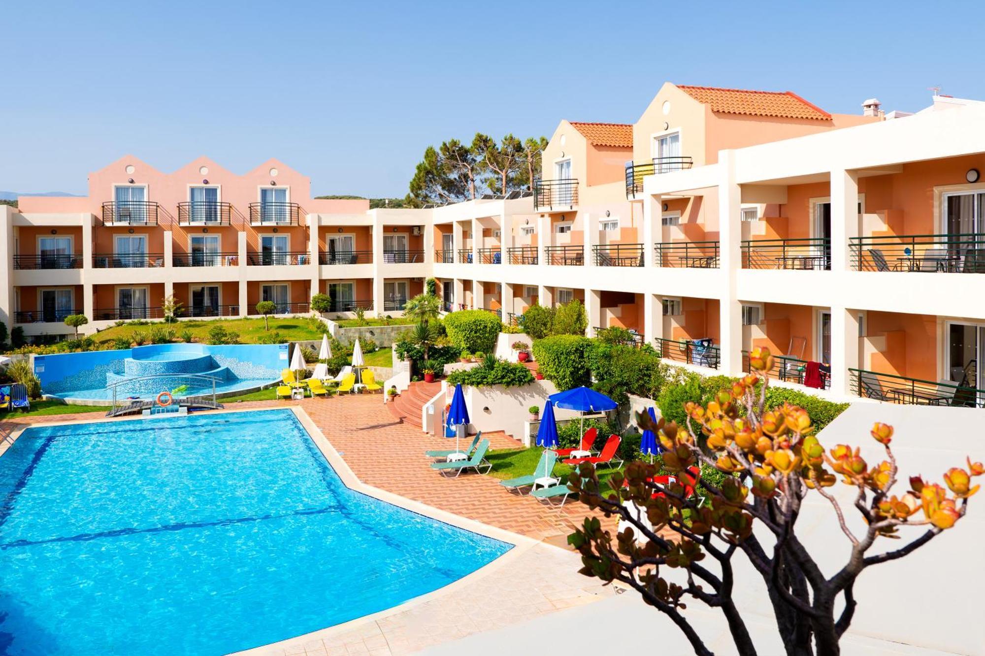Pegasus Hotel Сталос Екстер'єр фото