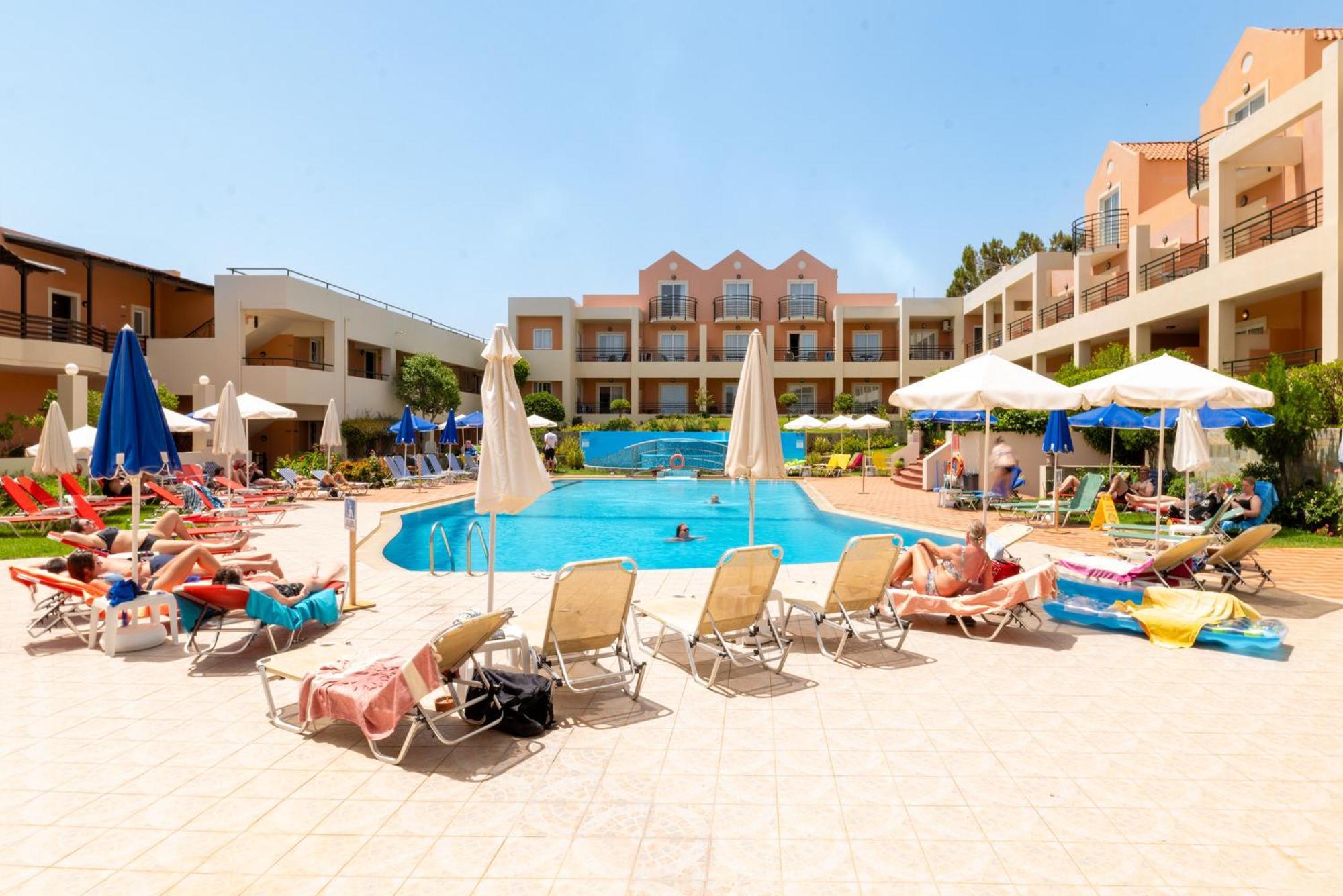 Pegasus Hotel Сталос Екстер'єр фото